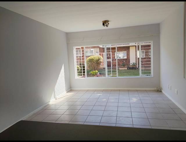 2 BEDROOM TOWNHOUSE FOR SALE IN KEMPTON PARK EXT 5